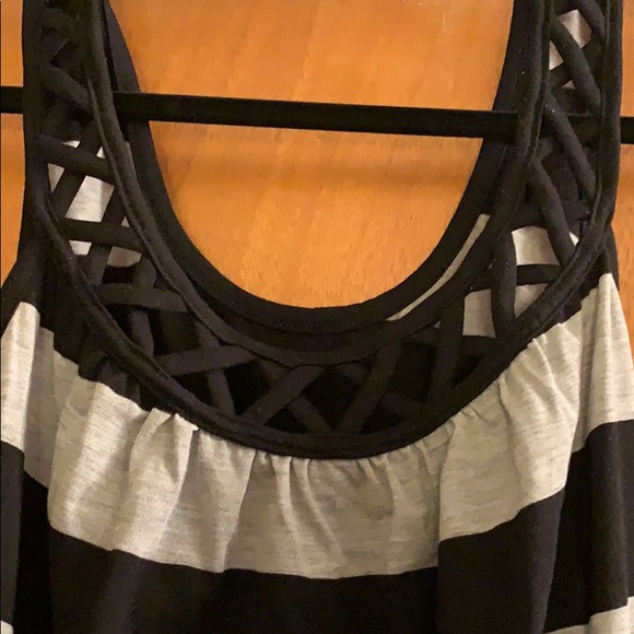 Striped cotton dress. - Picture 2 of 3
